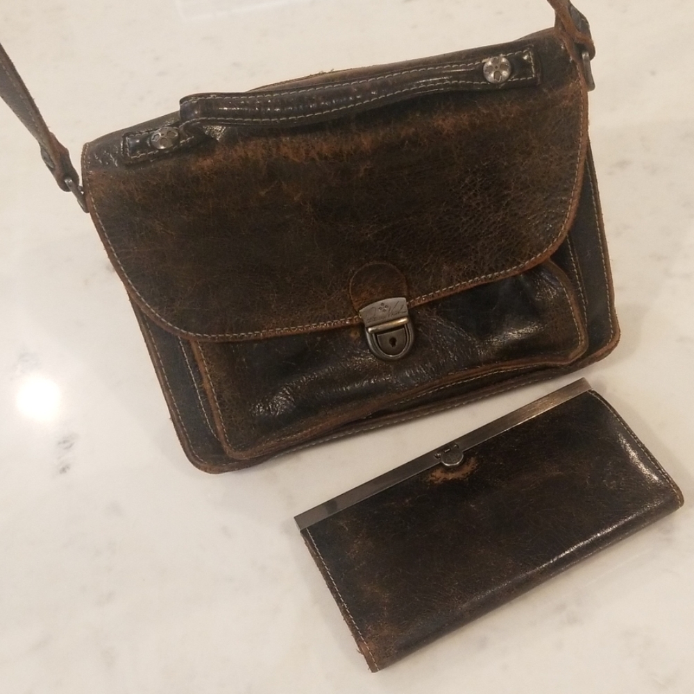 Distressed Leather Patricia Nash Purse/Wallet